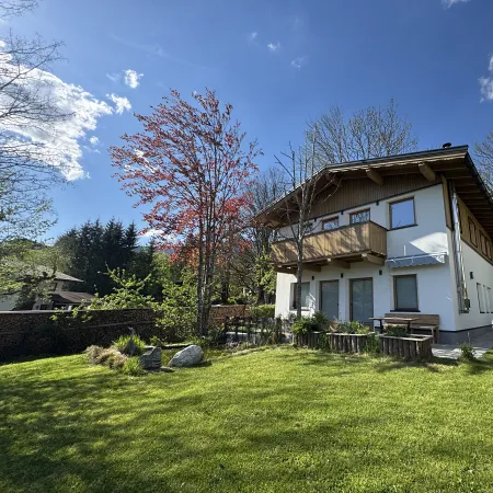Sonnige, moderne Ruheoase