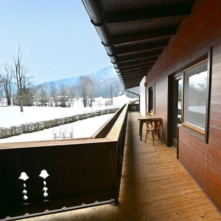 Terrassenwohnung mit Dachboden